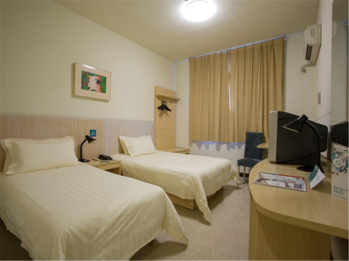 Magnolia Business Hotel Xining Railway Station Grand Cross Mojia Street Εξωτερικό φωτογραφία