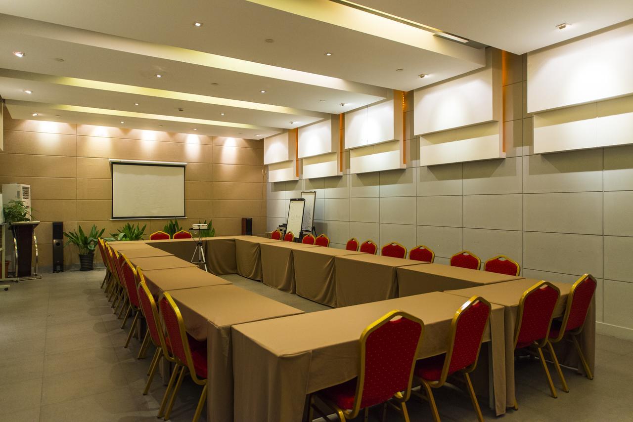 Magnolia Business Hotel Xining Railway Station Grand Cross Mojia Street Εξωτερικό φωτογραφία